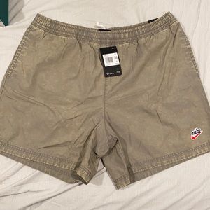 Used - Nike shorts (Tag has been removed)